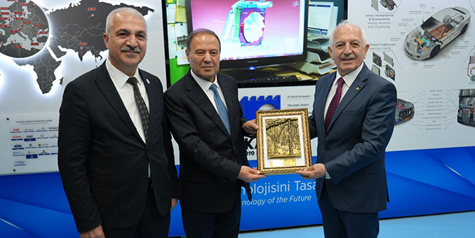 “Gümüşhane Ticaret ve Sanayi Odası Başkanı Sayın İsmail Akçay ve Gebze Ticaret Odası Başkanı Sayın Abdurrahman Aslantaş’tan Yönetim Kurulu Başkanımız Sayın Celal Kaya’ya Ziyaret”